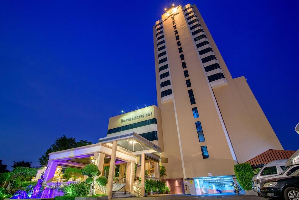 Alexander Hotel Bangkok Luaran gambar